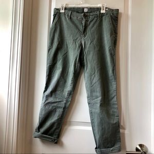 Green girlfriend-chinos